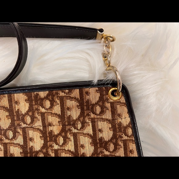 Christian Dior - Picture 4 of 11